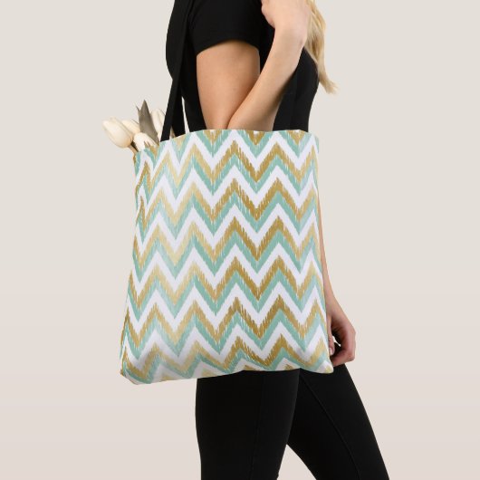 Tote Bag Vert et Faux Gold Foil Chevron Ikat Motif (De près)