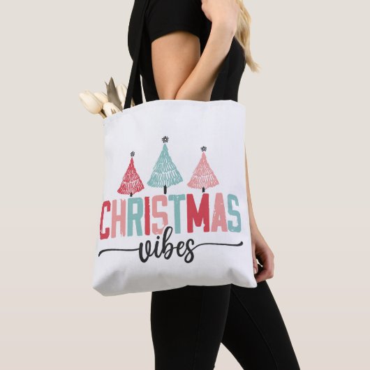 Tote Bag Vibes de Noël - Festive Tree Design (De près)