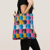 Tote Bag Vibrant 3D Hourglass Geometric Pattern (De près)