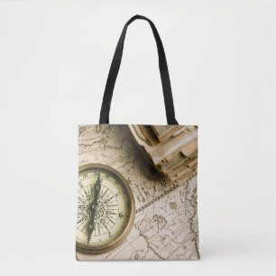 Tote Bag Vieille boussole au-dessus de carte antique