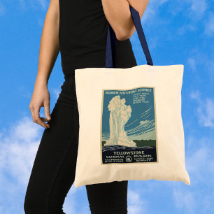 Tote Bag Vieux Old Faithful dans le parc national de Yellow