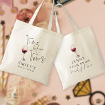 Tote Bag Vino Before Vows Maid of Honor Nom Fête des mariée<br><div class="desc">Vino Before Vows Maid of Honor Nom Fête des mariées. La lettre pour Vino avant Vows sur le devant et la servante d'honneur sur le dos sont dans un ensemble élégant script - d'autres rôles sont également disponibles dans cette collection. Le reste du texte que vous pouvez facilement personnaliser.</div>