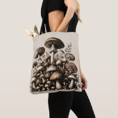 Tote Bag Whispering Woods : Motif de champignons sans soudu (De près)
