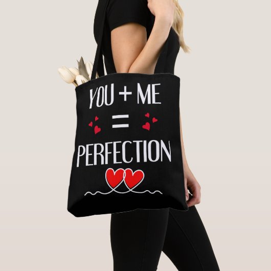 Tote Bag You + Me = Perfection - Mignonne Conception Couple (De près)
