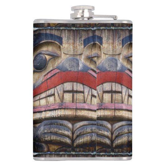 Totem Pole Face Thunder_Cove Heupfles (Achterkant)