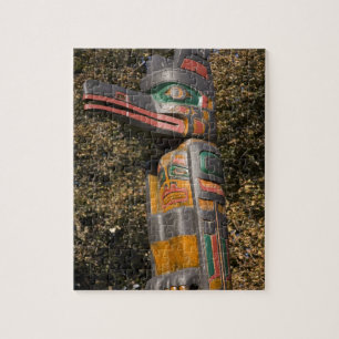 Totem-pool in het park Ottawa, Ontario, Canada Legpuzzel