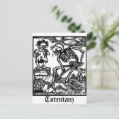 Totentanz Death et la carte postale du garçon (Debout devant)