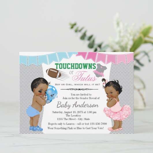 Touchdowns ou Tutus Genre Reveal Invitations (Debout devant)