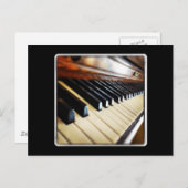 Touches de piano sur carte postale noire (Devant / Derrière)