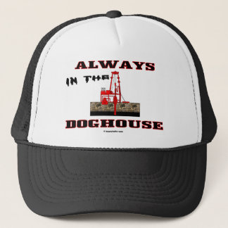 Toujours dans le chenil, casquette de gisement de