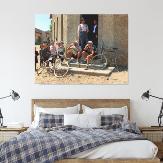 Tour de France 1921 na de etappe Beer Time Colo Canvas Afdruk (Insitu (Slaapkamer))