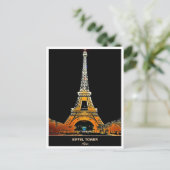 Tour Eiffel : Envoyez une carte postale de Paris (Debout devant)