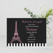 Tour Eiffel rose Paris Baby shower noir Invitation (Debout devant)