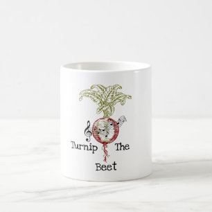 Tourner La Mug De Café De Beet