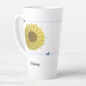 Tournesol et papillon bleu Écriture Latte Mug (Angle gauche)