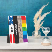 Tous sont les bienvenus ici Plaque d'Easel 7x5 (Côté)