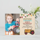 TOUT ÂGE - Tracteur Vintage Invitation d'anniversa (Debout devant)