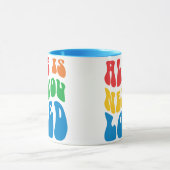 Tout Ce Dont Vous Avez Besoin Est Love Mug (Centre)