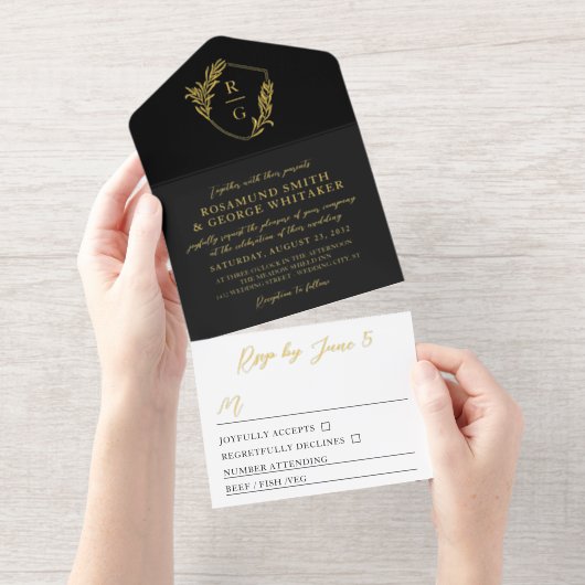 Tout En Un Invitation Black Gold Leaf Adorned Shield Monogram Wedding (Détachable)