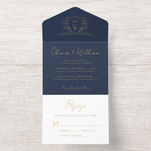 Tout En Un Invitation Élégant Crest Monogramme Script Mariage bleu (Intérieur)