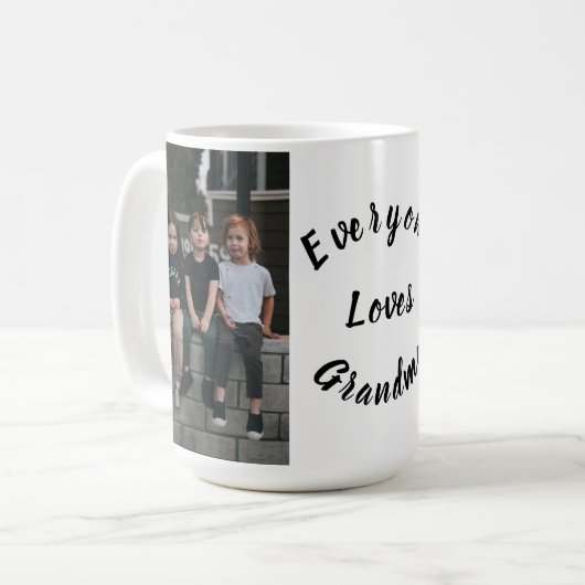 Tout le monde aime la mamie Mug (Devant gauche)