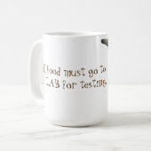 Toute la nourriture doit aller dans la tasse de (Devant gauche)