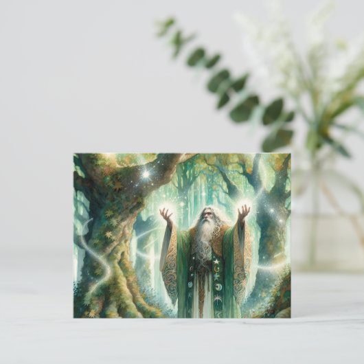 Tovenaar werpt betovering van bescherming op bos briefkaart (Staand voorkant)
