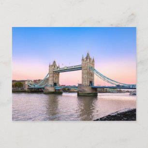 Tower Bridge at dusk, London UK Briefkaart