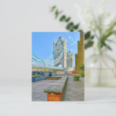 Tower Bridge, Londres UK Carte postale (Debout devant)