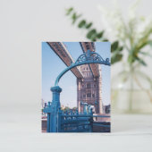 Tower Bridge, Londres UK Carte postale (Debout devant)