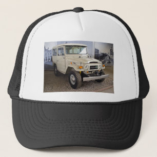 Toyota Land Cruiser BJ40 Trucker Pet
