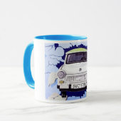 Trabant Car, Bleek Blue, Berlijnse muur Mok (Voorkant links)