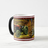 Tracteur rouge antique Grange rustique Café Mug (Devant gauche)