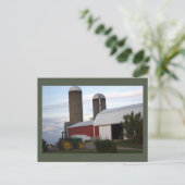 Tracteur sur carte postale agricole (Debout devant)