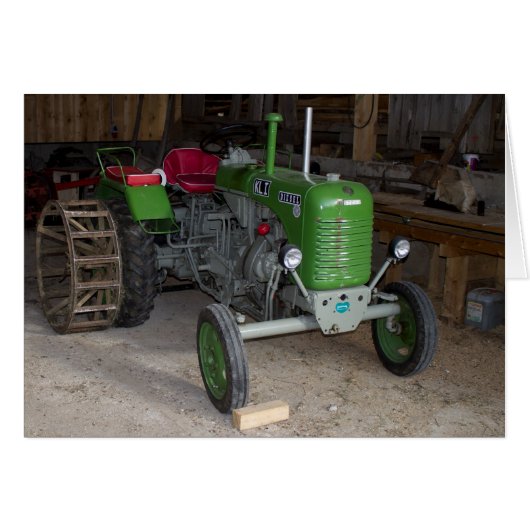 Tracteur vert Steyr KL I (Devant horizontal)