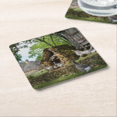 Traditioneel onderzetter van boerderij van hanen m (Schuin)