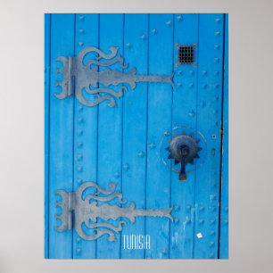 Traditionele blauwe houten deur in Tunesië Poster