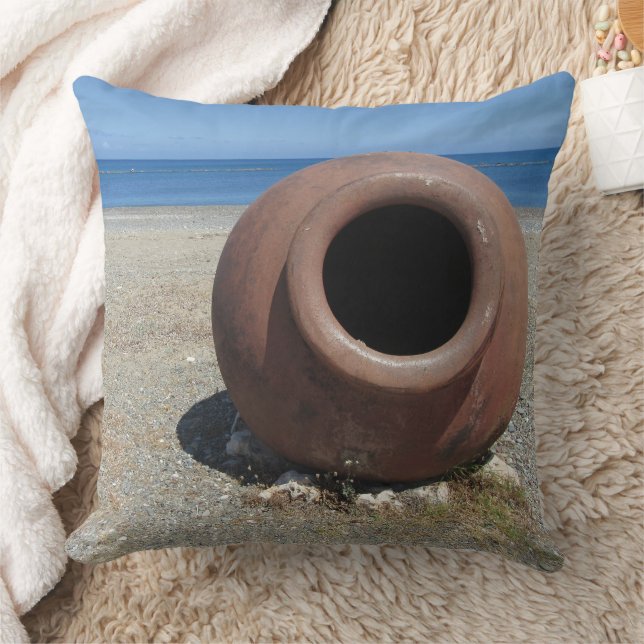 Traditionele Griekse Terracotta Pot op strand Kussen (Deken)