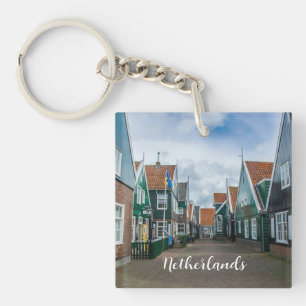 Traditionele houten huizen in het dorp Marken Sleutelhanger