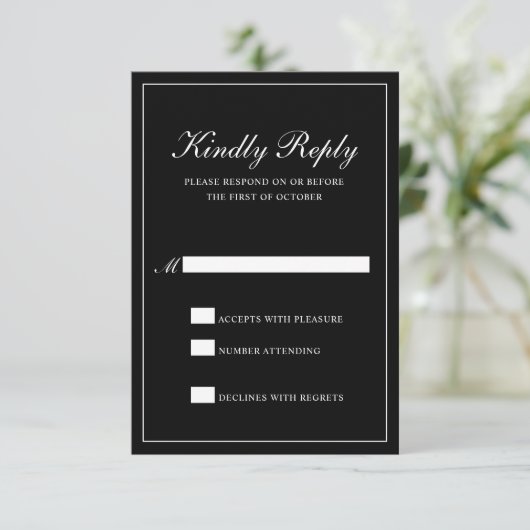 Traditionele klassieke klassieke vorm van elegante RSVP kaartje (Staand voorkant)