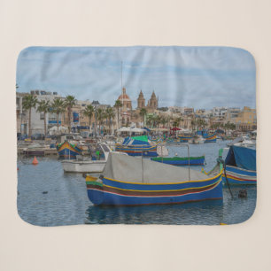 Traditionele kleurrijke vissersboten op Malta Sherpa Deken