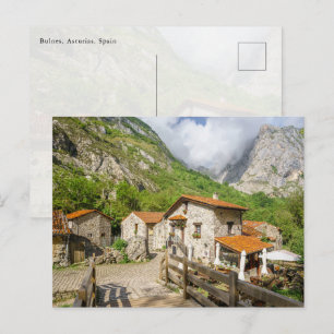 Traditionele stenen huizen in Bulnes, Asturië Briefkaart