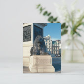 Trafalgar Carré Lion, Londres Carte postale (Debout devant)