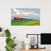 train avec de nombreuses voitures à poster (Bureau à domicile)