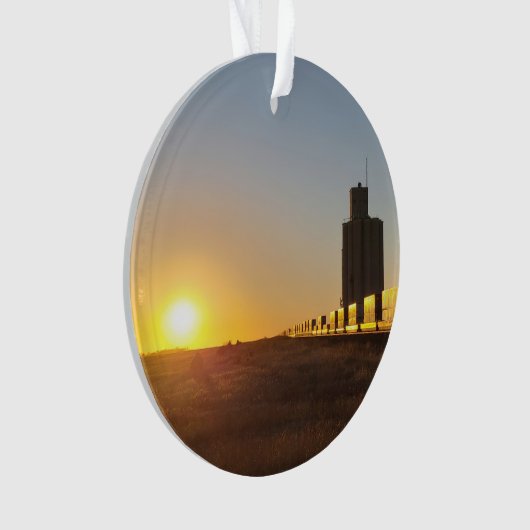 Train passant par un ascenseur à grain (devant)