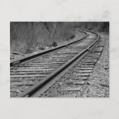 Train-tracks met zwarte en witte curve briefkaart (Voorkant)