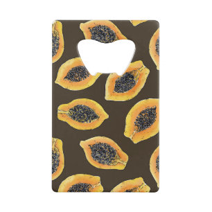 Tranches de Papaya sur brun foncé