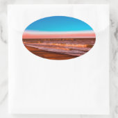 Tranquil Beach & Wave  – Summer Coastal Vibes Ovale Sticker (Tas)