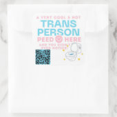 Trans Persoon heeft hier geplast en het is je niet Vierkante Sticker (Tas)
