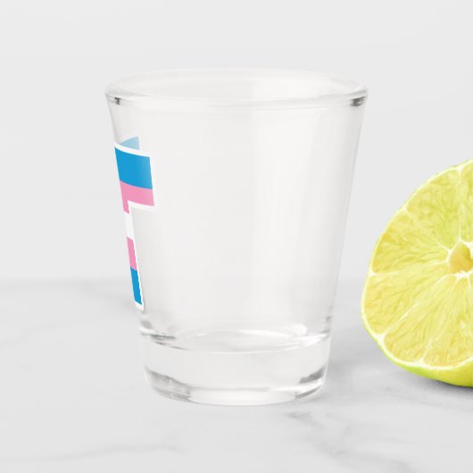 Trans Pride Capital T Shot Glass Shot Glas (Rechts)